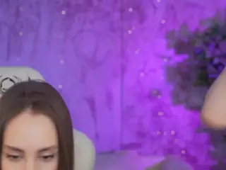 kira054's Live Sex Cam Show