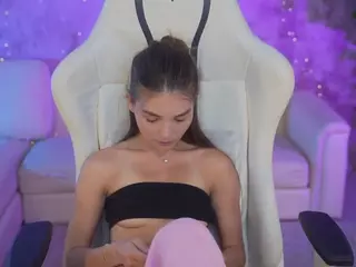 kira054's Live Sex Cam Show