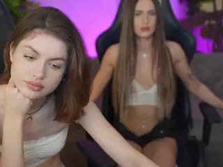 kira054's Live Sex Cam Show