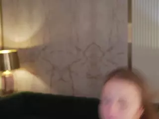kira054's Live Sex Cam Show