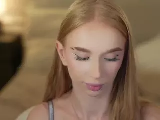 kira054's Live Sex Cam Show
