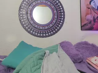 Hanna-moore1's Live Sex Cam Show