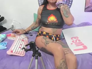 Hanna-moore1's Live Sex Cam Show