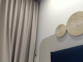 valentiinajune's Live Sex Cam Show