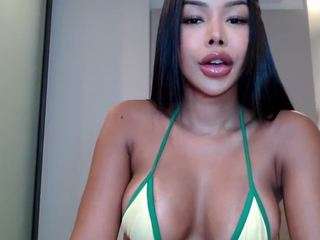 Live cam show with valentiinajune
