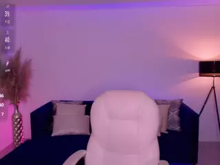 Emilly Smith♥'s Live Sex Cam Show