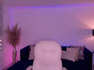 Emilly Smith♥'s Live Sex Cam Show