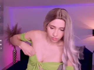 Emilly Smith♥'s Live Sex Cam Show