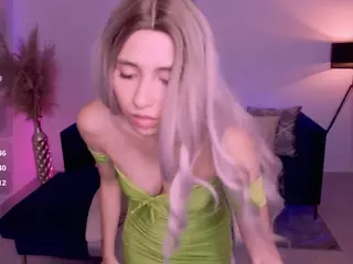 Emilly Smith♥'s Live Sex Cam Show