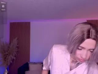 Emilly Smith♥'s Live Sex Cam Show
