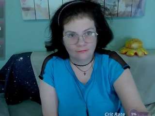 Live cam show with everlyrays