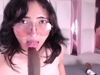 Sara Martini's Live Sex Cam Show