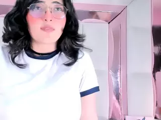 Sara Martini's Live Sex Cam Show