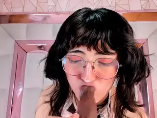Sara Martini's Live Sex Cam Show