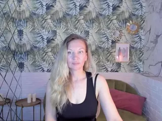 NancyGentle's Live Sex Cam Show