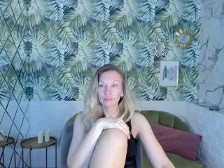 NancyGentle's Live Sex Cam Show