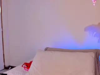 Aylinn Zambrano's Live Sex Cam Show