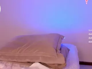 Aylinn Zambrano's Live Sex Cam Show