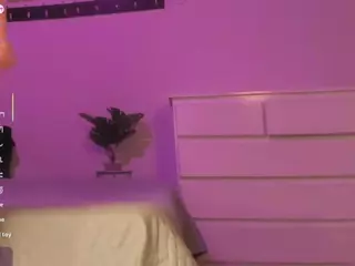 chanttall-1's Live Sex Cam Show