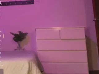 chanttall-1's Live Sex Cam Show