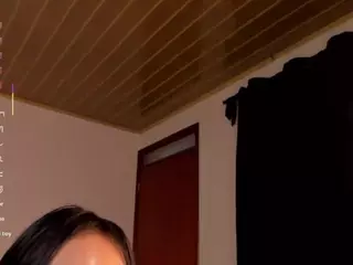 chanttall-1's Live Sex Cam Show
