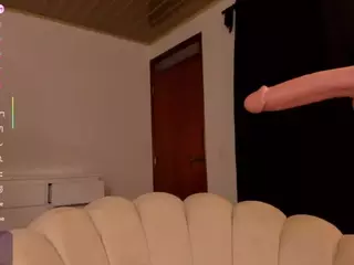 chanttall-1's Live Sex Cam Show
