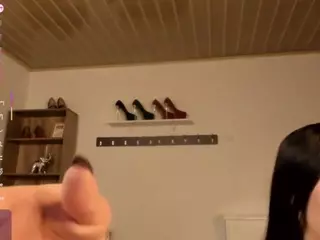 chanttall-1's Live Sex Cam Show