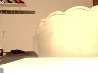 chanttall-1's Live Sex Cam Show