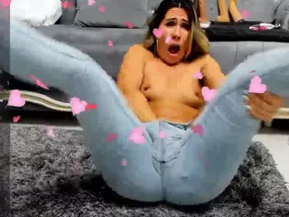 Sweet Cherry's Live Sex Cam Show