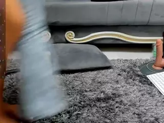 Sweet Cherry's Live Sex Cam Show