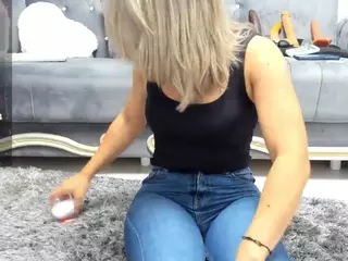 Sweet Cherry's Live Sex Cam Show
