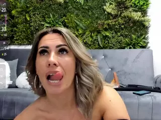 Sweet Cherry's Live Sex Cam Show