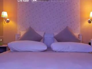 Lexi-Split's Live Sex Cam Show