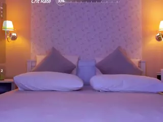 Lexi-Split's Live Sex Cam Show