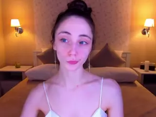 Lexi-Split's Live Sex Cam Show