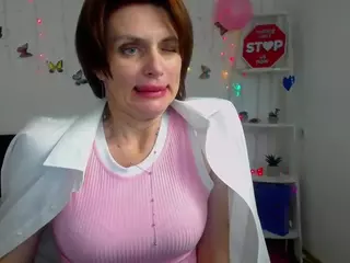 LisaTreds's Live Sex Cam Show