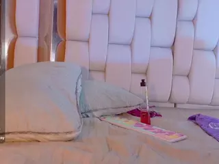 VALKIRIA's Live Sex Cam Show