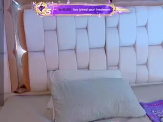 VALKIRIA's Live Sex Cam Show