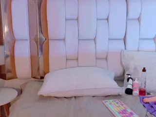 VALKIRIA's Live Sex Cam Show