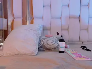 VALKIRIA's Live Sex Cam Show