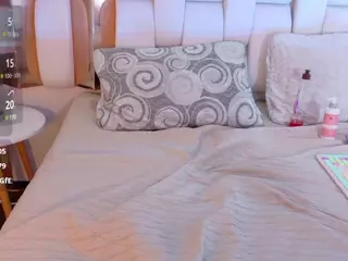 VALKIRIA's Live Sex Cam Show