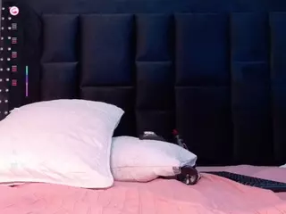 VALKIRIA's Live Sex Cam Show