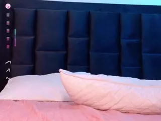 VALKIRIA's Live Sex Cam Show