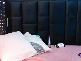 VALKIRIA's Live Sex Cam Show