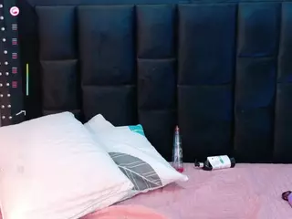 VALKIRIA's Live Sex Cam Show