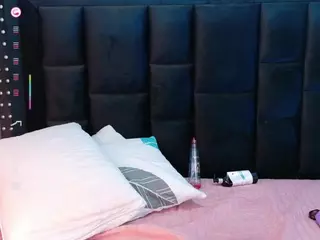 VALKIRIA's Live Sex Cam Show