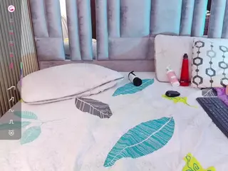 VALKIRIA's Live Sex Cam Show