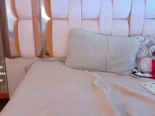 VALKIRIA's Live Sex Cam Show