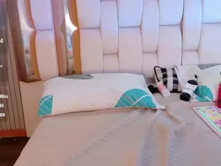 VALKIRIA's Live Sex Cam Show