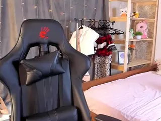 MichelMomsen's Live Sex Cam Show